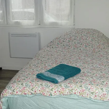 Chez Aurel Apartamento *